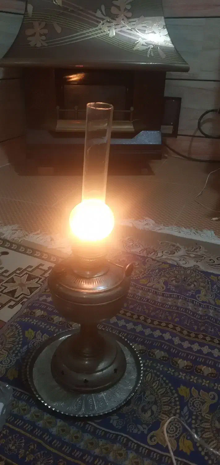 چراغ گرد سوز خیلی قدیمی|کلکسیون و سرگرمی|فاضل آباد, |دیوار