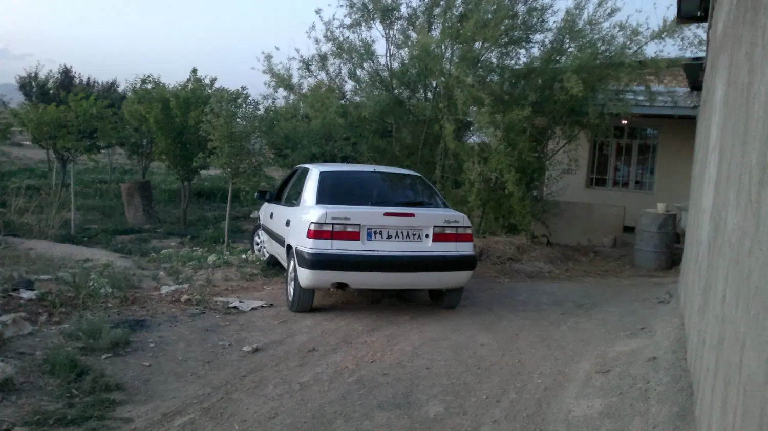 زانتیا ۲۰۰۰|خودرو سواری و وانت|همدان, |دیوار