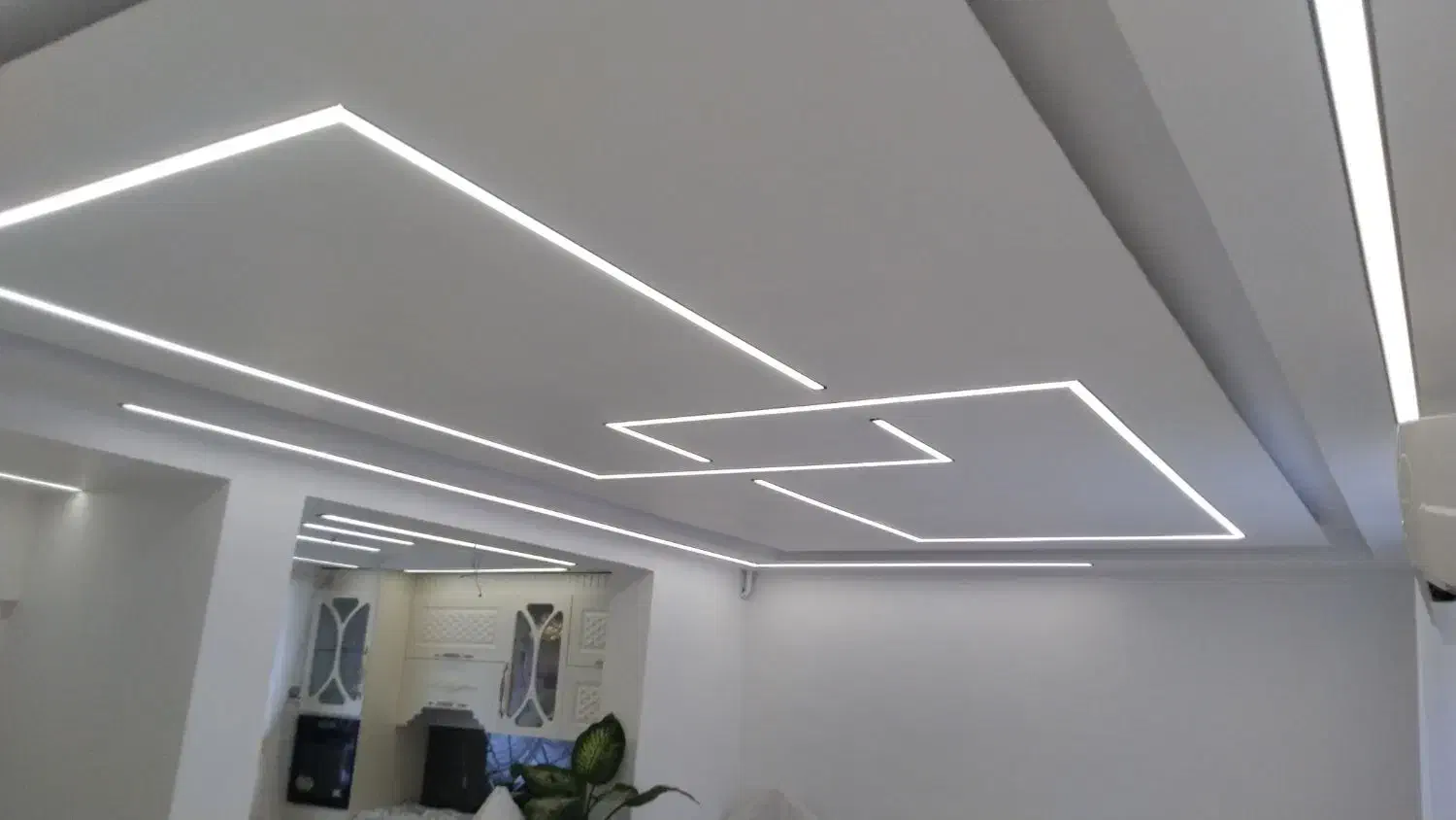 برقکاری شبکه نورپردازی لاینر دوربین صنعتی ساختمان|خدمات پیشه و مهارت|رشت, گلسار|دیوار