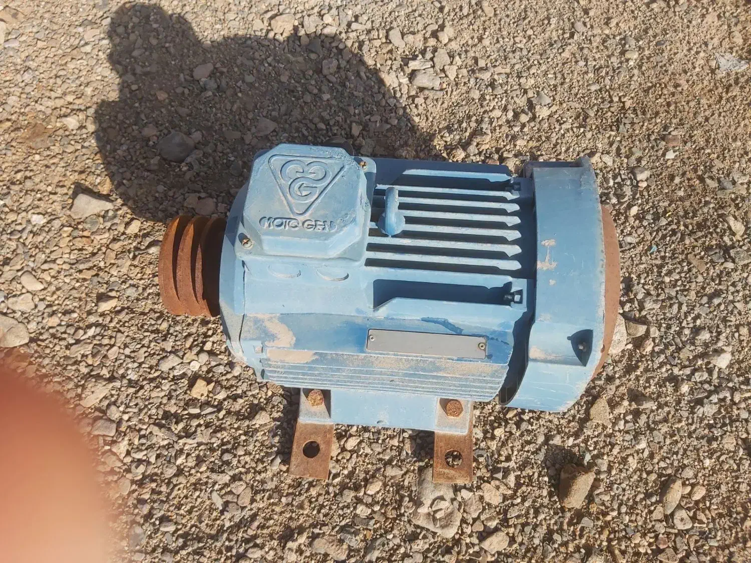 فروش دینام گیربکس موتور گیربکس الکتروموتور تکی|ماشینآلات صنعتی|زارچ, |دیوار