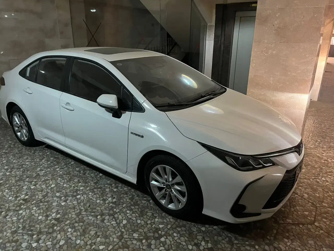 تویوتا کرولا 1800هیبرید 2023|خودرو سواری و وانت|کرج, کوی کارمندان شمالی|دیوار