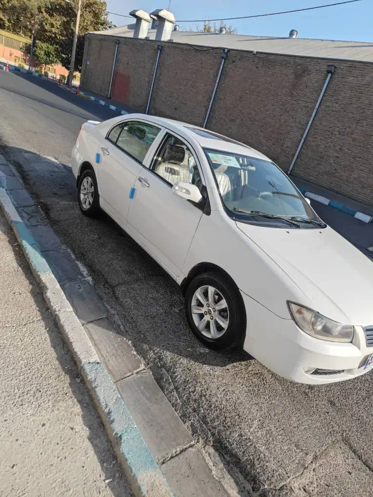 لیفان ۶۲۰( 1800 cc) رخ درحد صفرکارکرد ۹۰تا واقعی|خودرو سواری و وانت|تهران, شمیراننو|دیوار