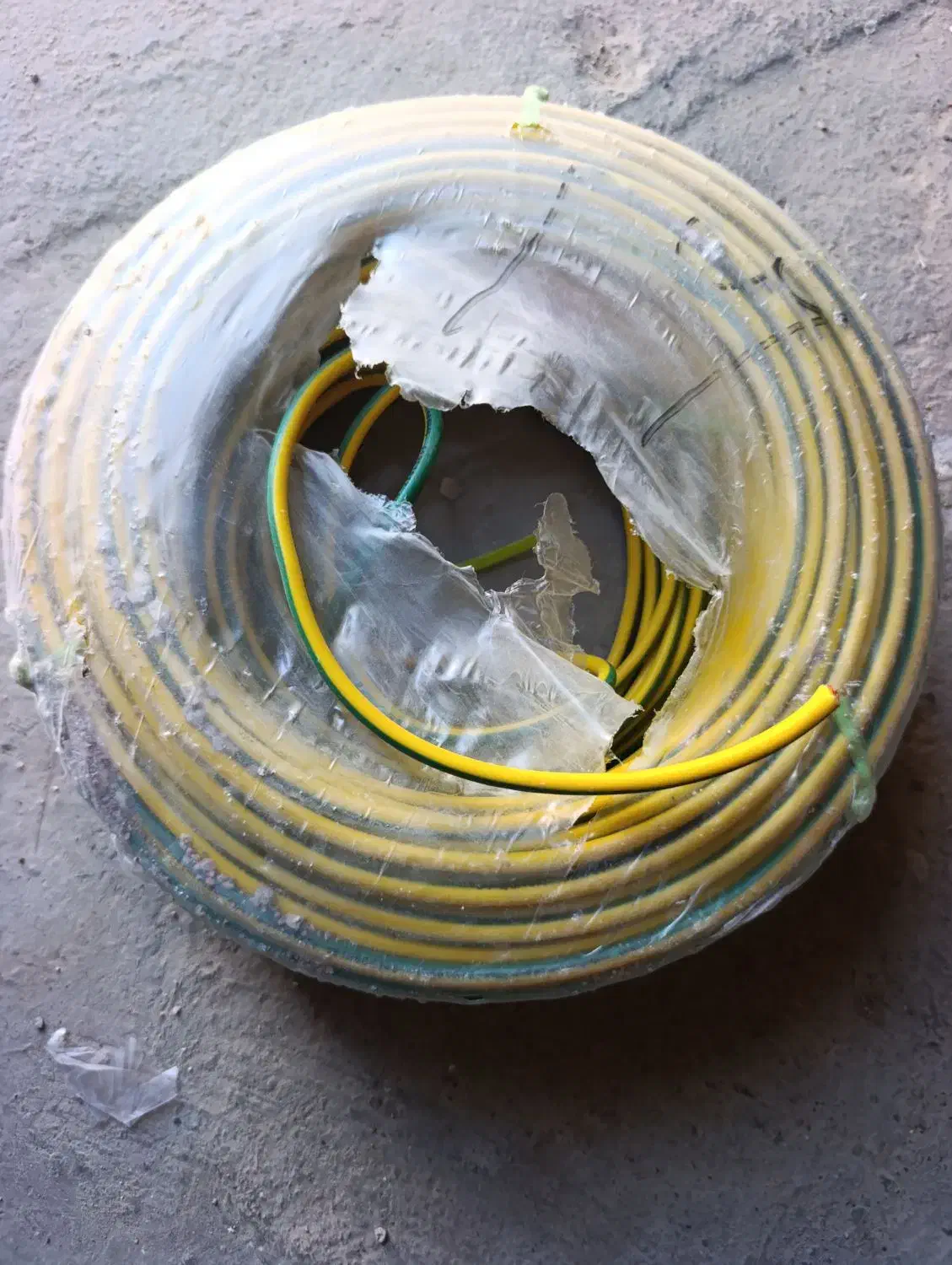 سلام یک کلافه سیم 6 و25مترکابل4سفاز|مصالح و تجهیزات ساختمان|دزفول, |دیوار