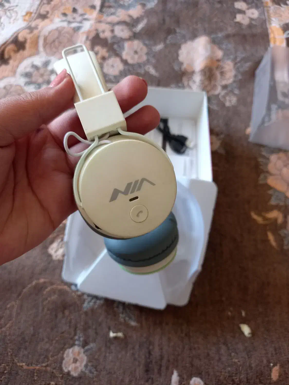 هدفن سفید|لوازم جانبی موبایل و تبلت|زیباشهر, |دیوار