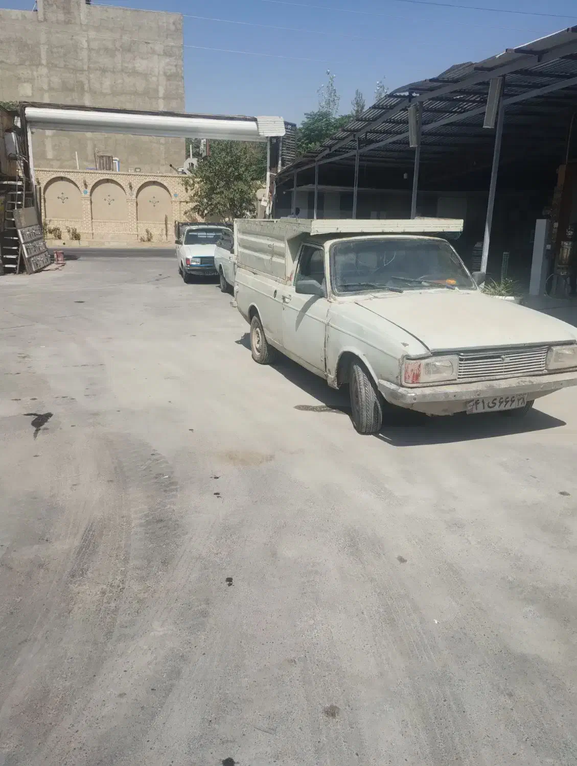 وانت83سلامت درحال کار|خودرو سواری و وانت|چهارباغ, |دیوار