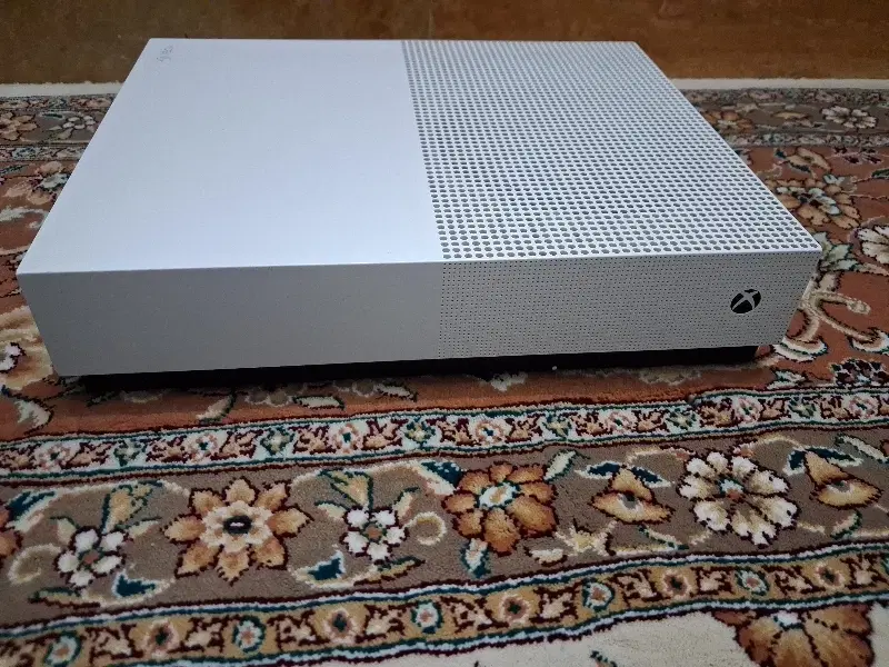 Xbox one s|کنسول، بازی ویدئویی و آنلاین|فشاپویه, |دیوار