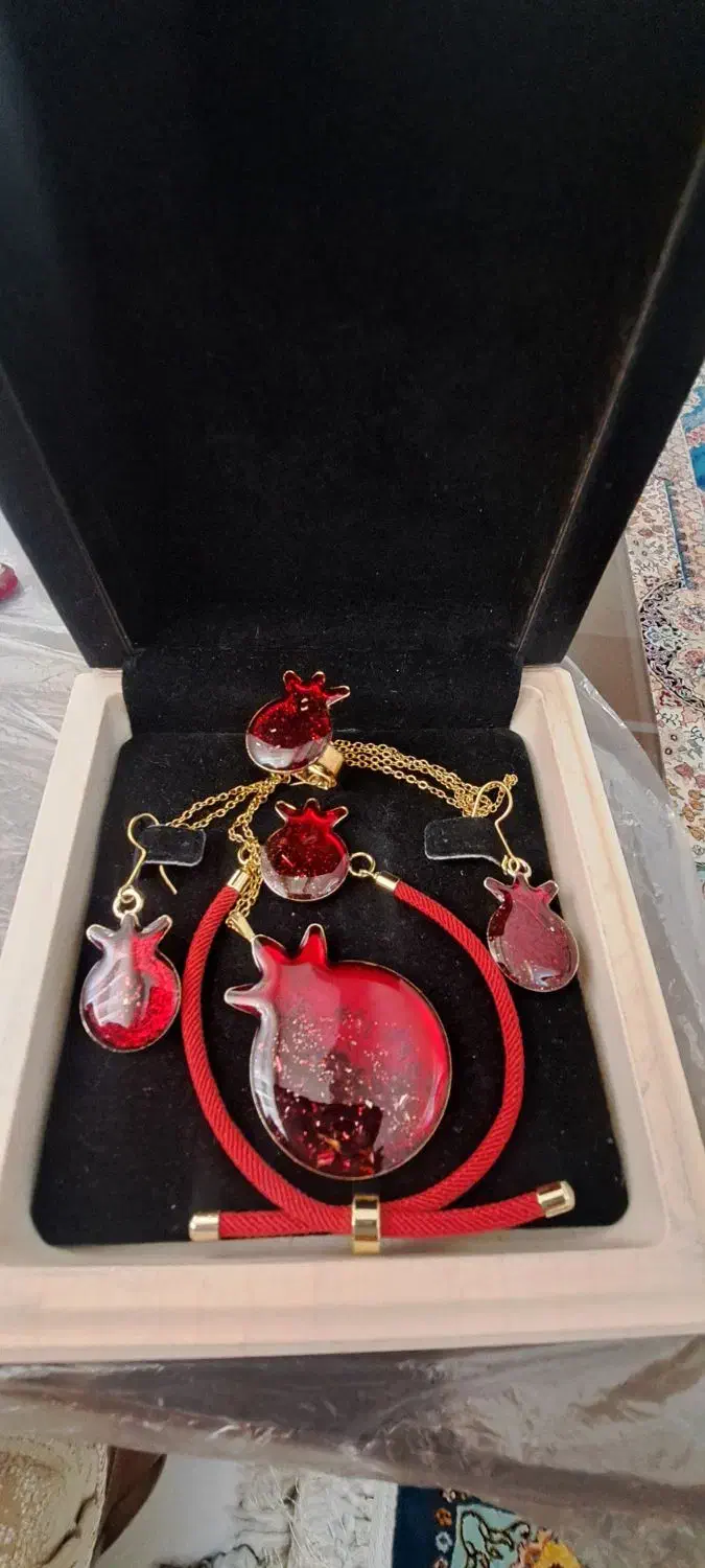 ست یلدایی رزینی‌|زیورآلات و اکسسوری|هشتگرد, شهرک آفتاب|دیوار