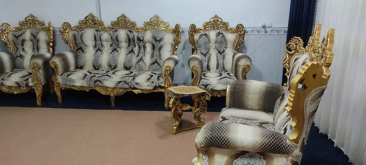 یک دست مبل سلطنتی طلایی|مبلمان خانگی و میز عسلی|جوانرود, |دیوار