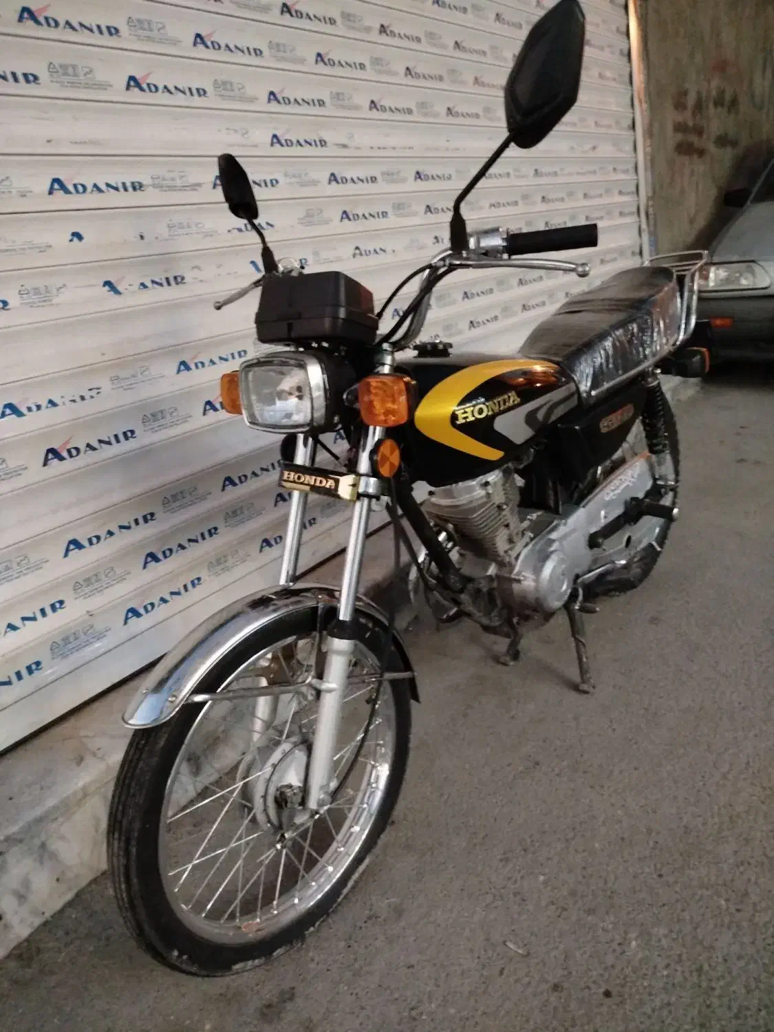 موتور هندا 125 کیا خیلی تمیز و سالم|موتورسیکلت|کرج, شهرک سهرابیه|دیوار