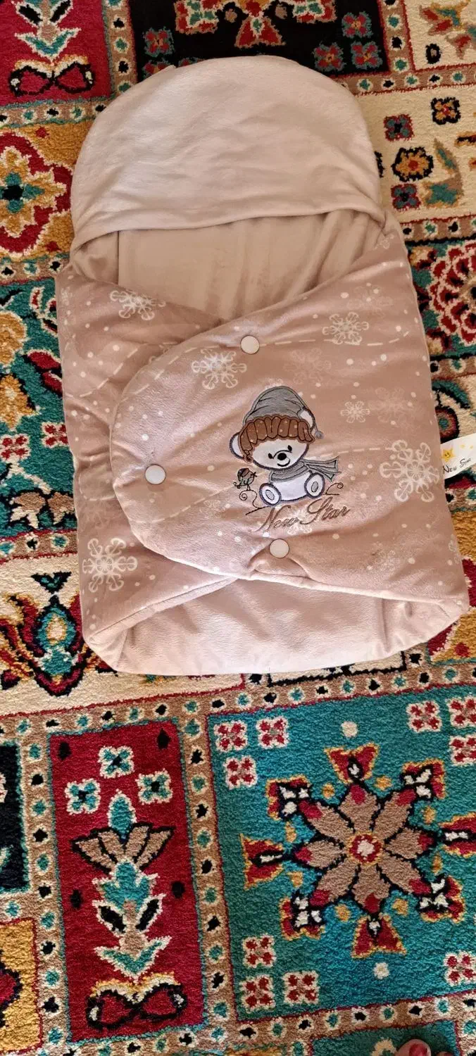 قنداق بچه سالم|کفش و لباس بچه|ماهیدشت, |دیوار