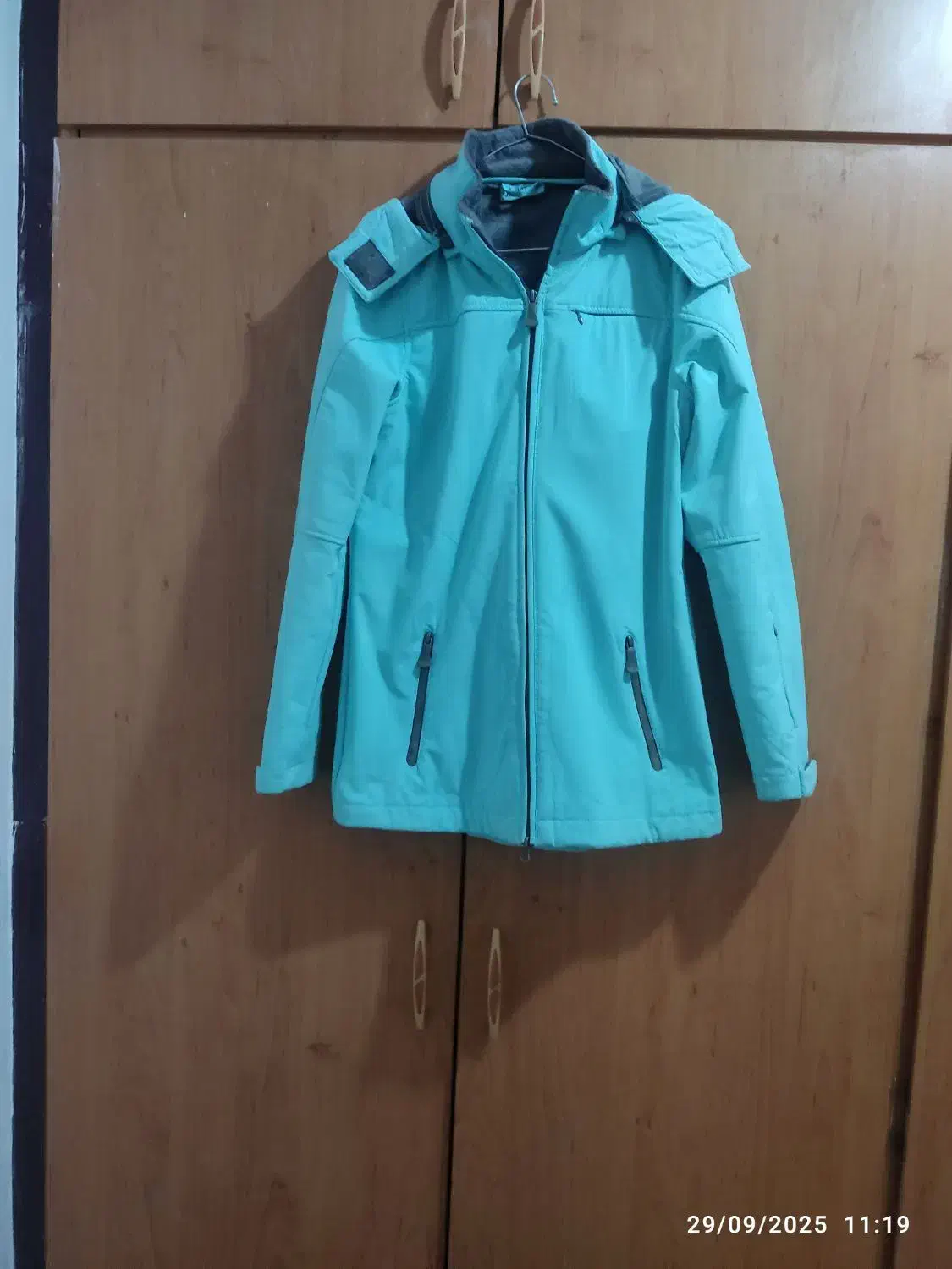 کاپشن و بارونی زنانه|لباس|مشهد, مصلی (کارمندان اول)|دیوار