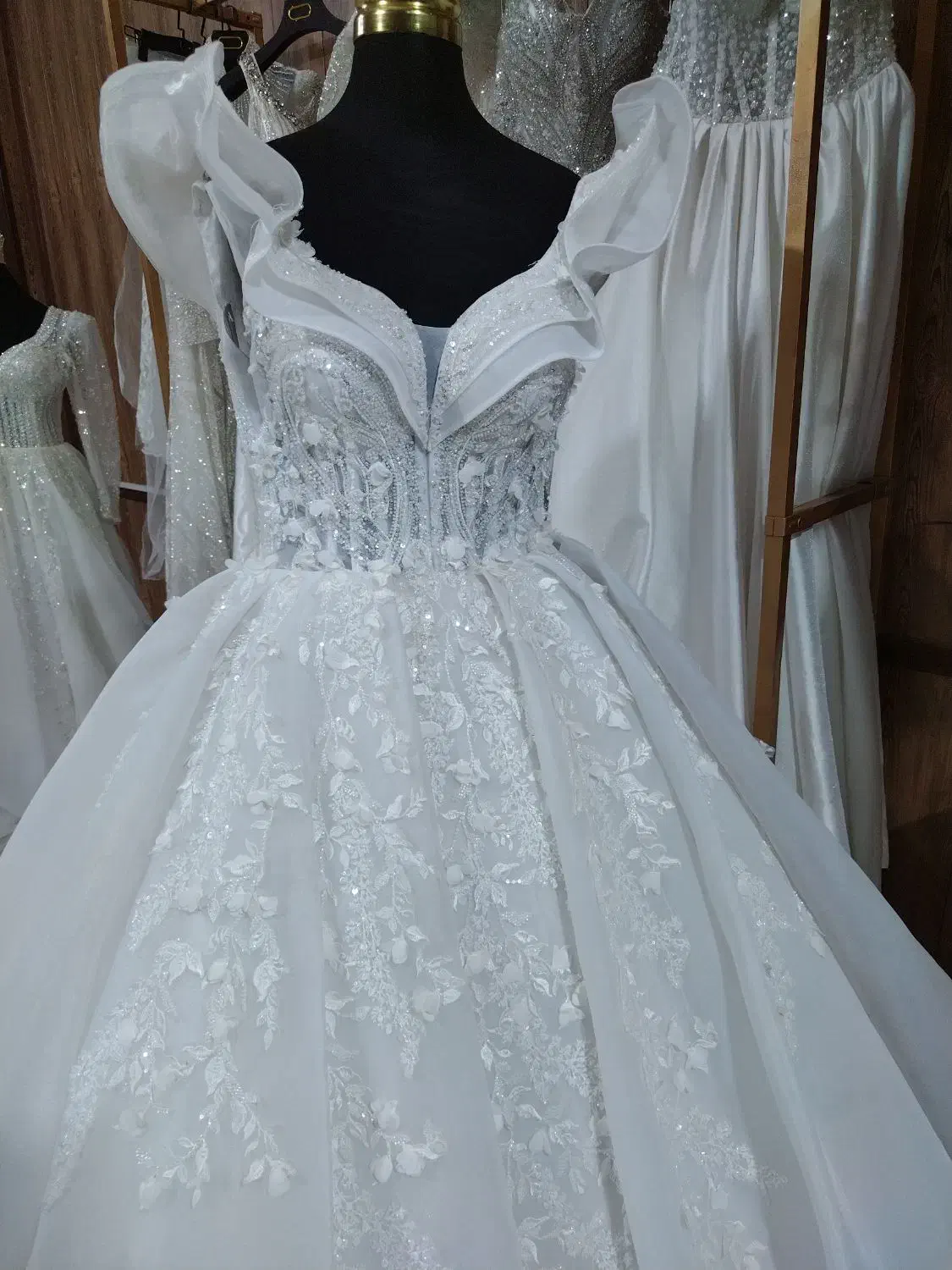 مزون لباس عروس ژوان|لباس|برخوار, |دیوار