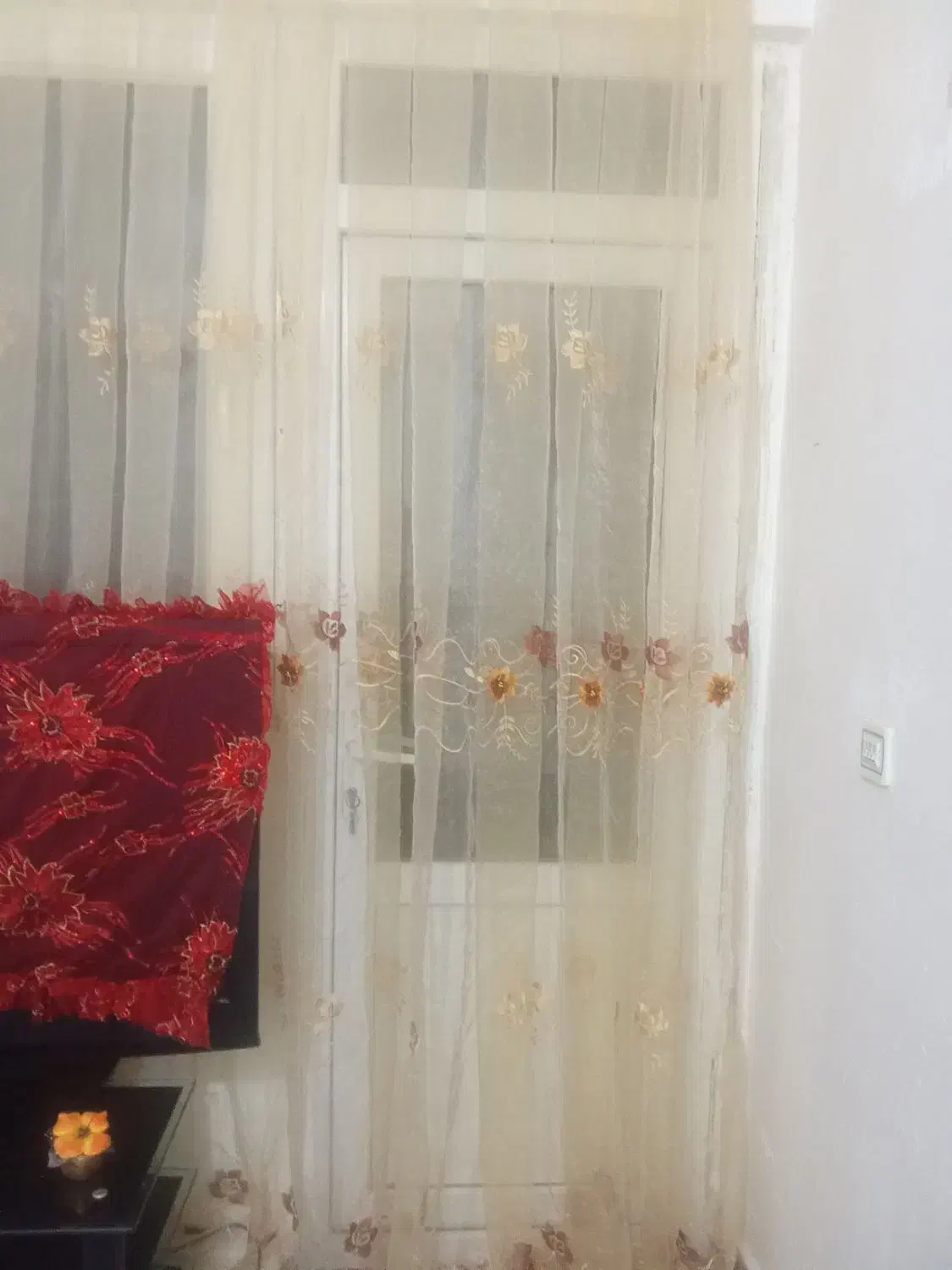 یه عدد پرده با دوتا والان مخمل|پرده، رانر، رومیزی|الشتر, |دیوار