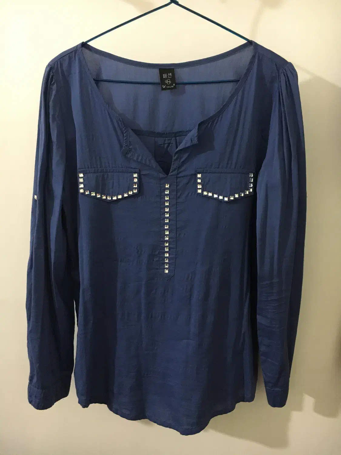 شومیز|لباس|آزادشهر, |دیوار