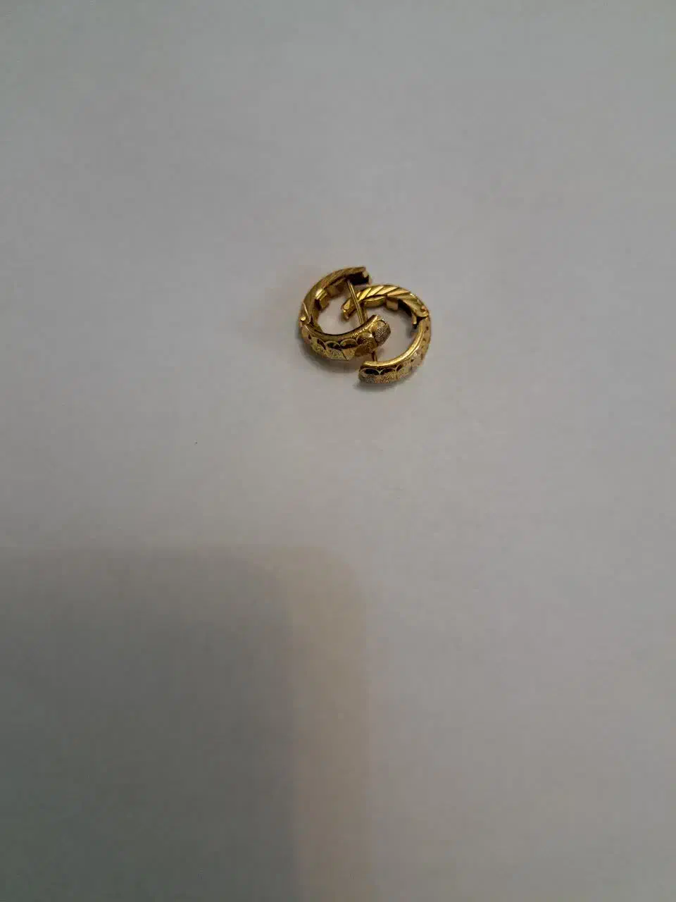 گوشواره استفاده نشده|جواهرات|اندیشه, اندیشه فاز ۱|دیوار