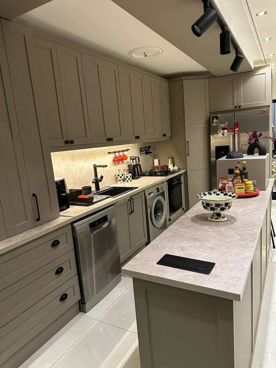 کابینت با قیمت استثنایی|جاکفشی، کمد، دراور|محلات, |دیوار