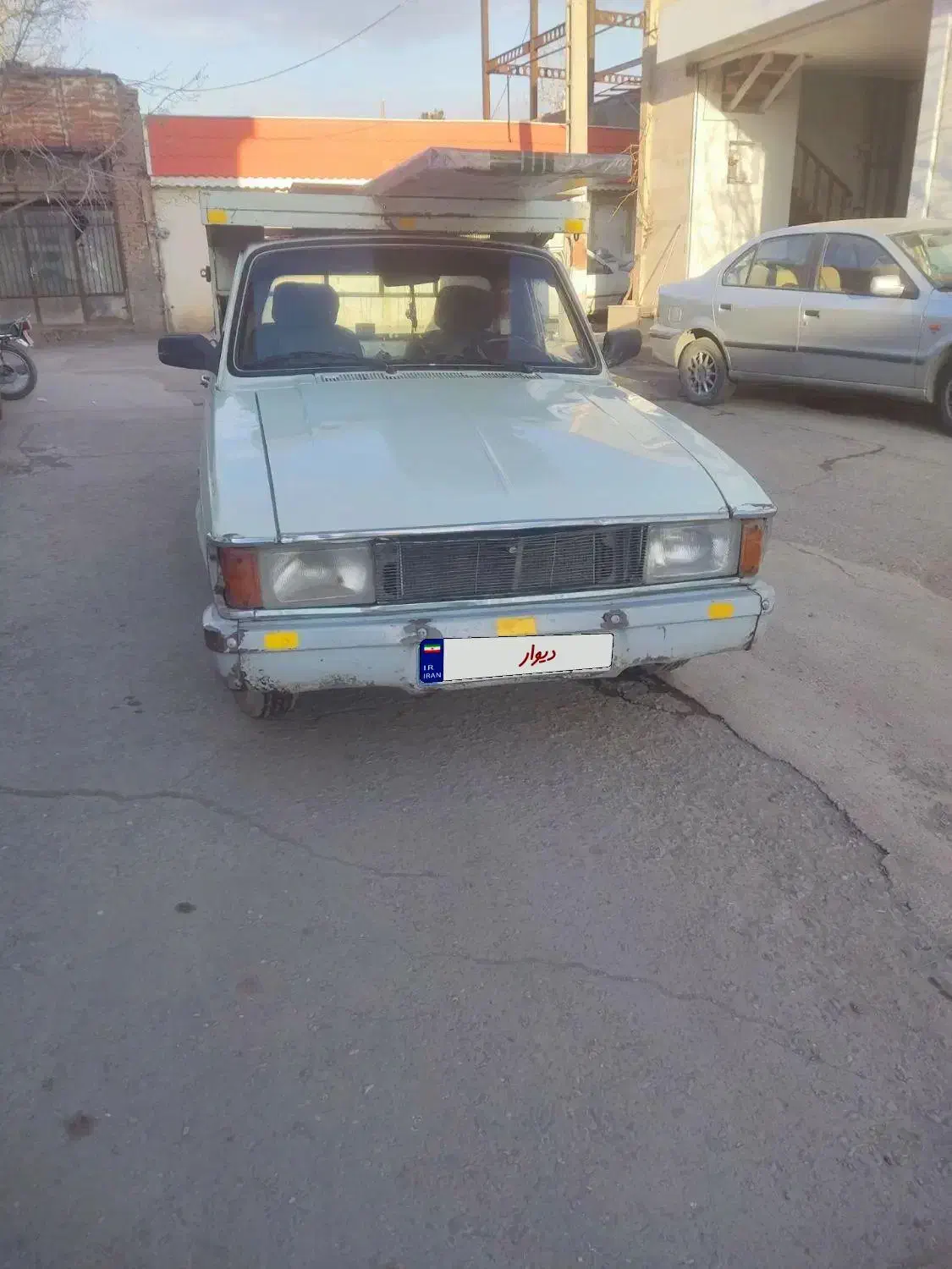 وانت|خودرو سواری و وانت|نیشابور, خط کاشمر|دیوار