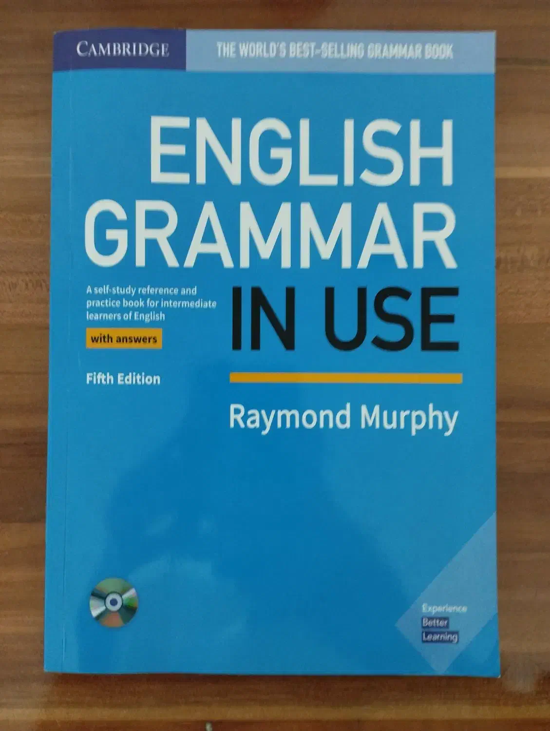 کتاب ENGLISH GRAMMAR IN USE|کتاب و مجله آموزشی|لاهیجان, امیرشهید|دیوار