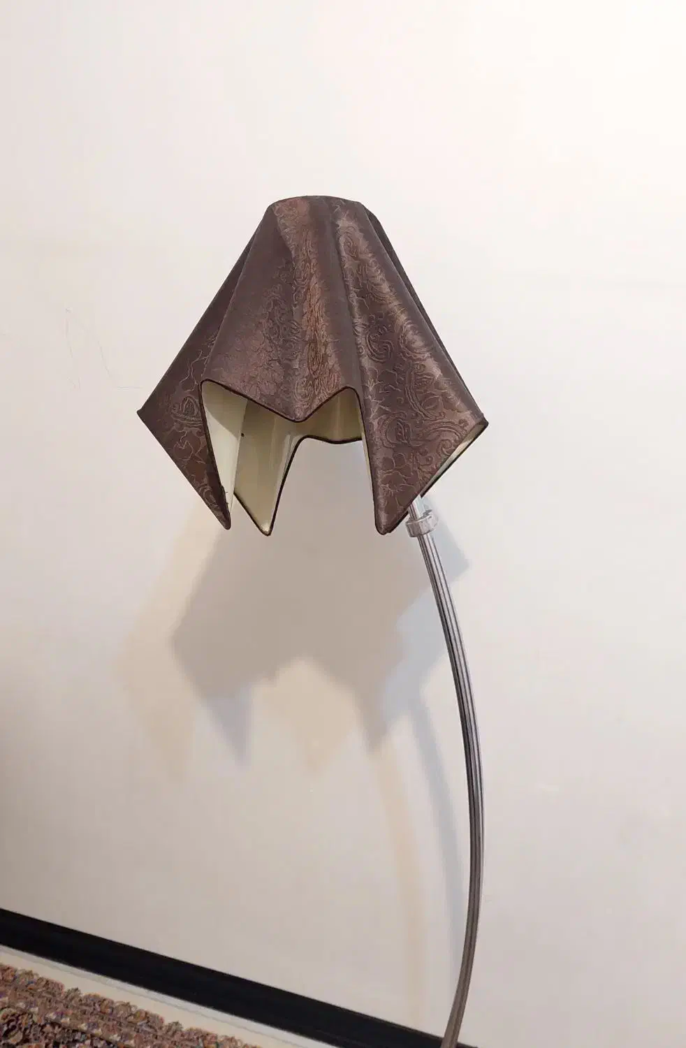 آباژور ایستاده|چراغ خواب و آباژور|شهرکرد, |دیوار