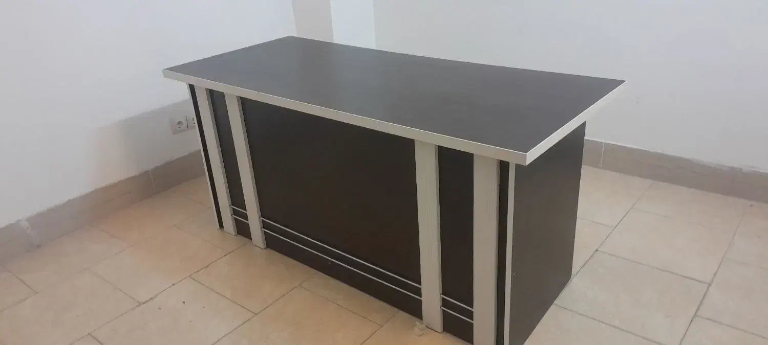 فروش میز مدیریت|مبلمان اداری|رفسنجان, |دیوار