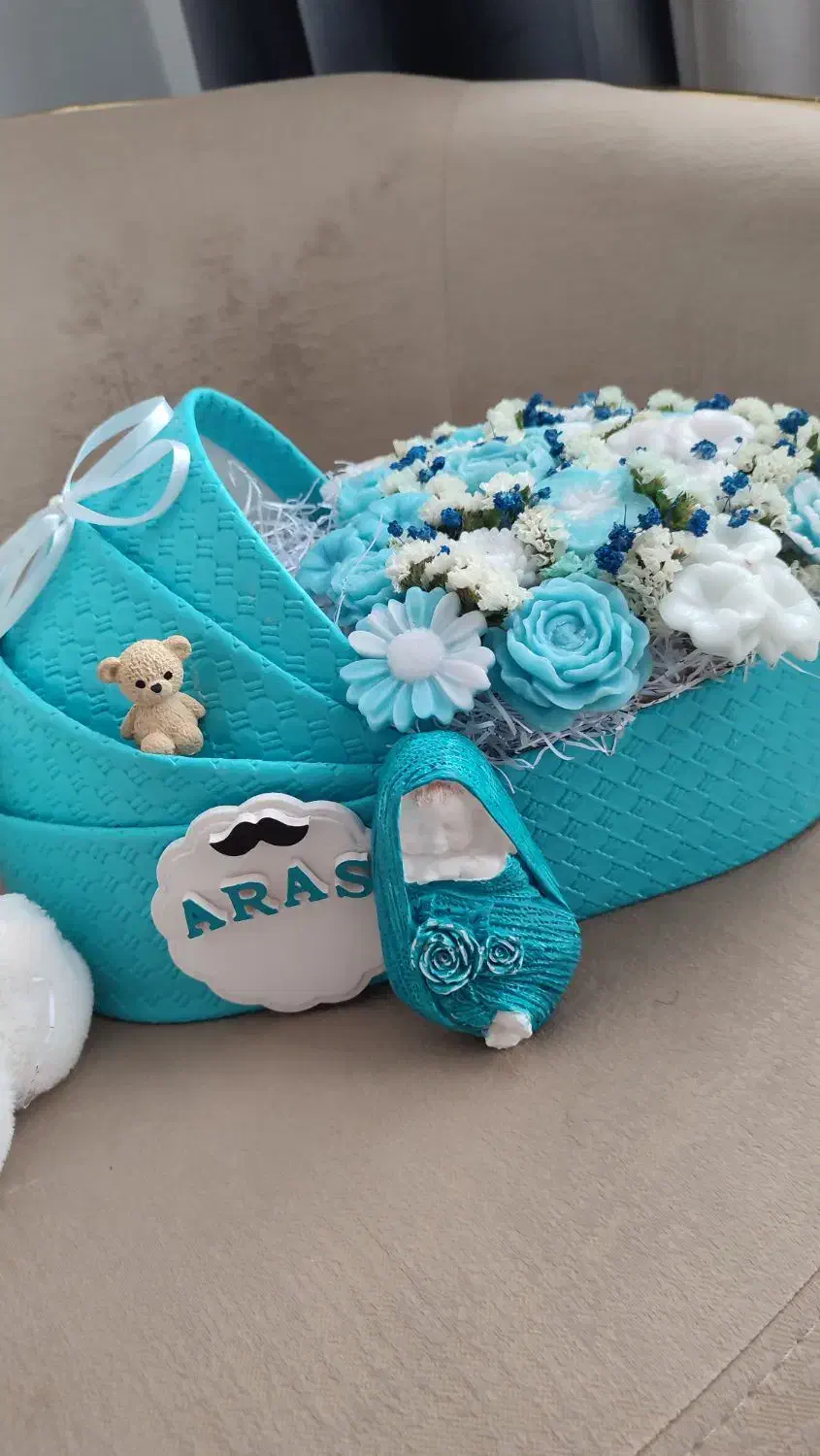 گهواره باکس گلشمع همراه با اسم بچه و مجسمه نوزاد|اسباب و اثاث بچه|کرمانشاه, |دیوار