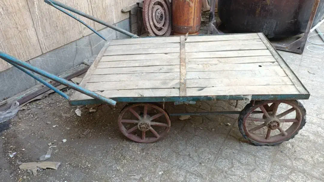 گاری چهارچرخ|ابزارآلات|شیراز, سیاه سنگ|دیوار