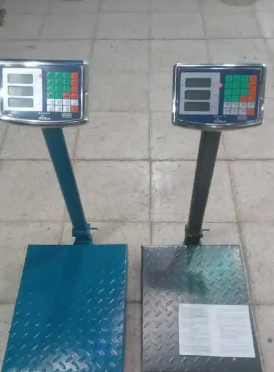 باسکول 300 کیلویی محک|فروشگاه و مغازه|شیراز, شهرک بزین|دیوار