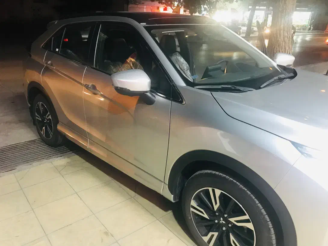 فروش میتسوبیشی اکلیپس کراس|خودرو سواری و وانت|مشهد, هفت تیر (آب و برق)|دیوار