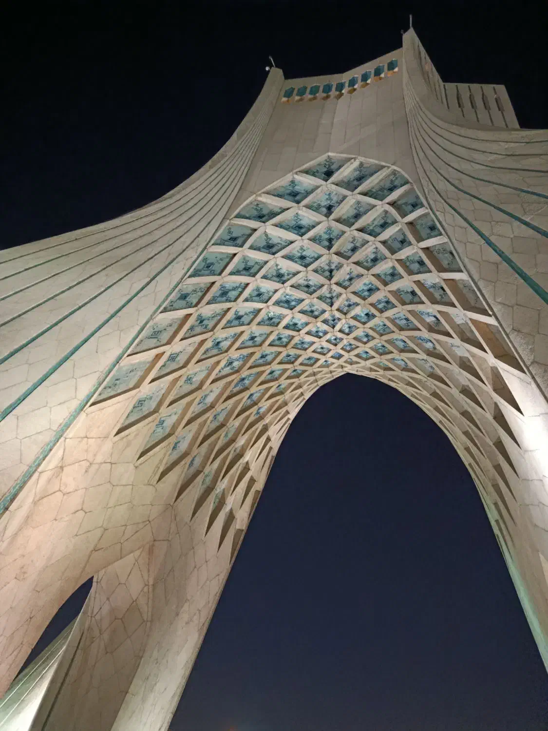 خانه ویلایی دیزج (شهرک ولیعصر)نو ساز نما رومی|فروش خانه و ویلا|همدان, |دیوار