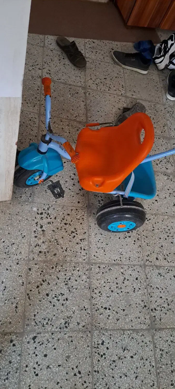 سه چرخه کودک مقاوم و خوشرنگ|دوچرخه، اسکیت، اسکوتر|ساری, |دیوار