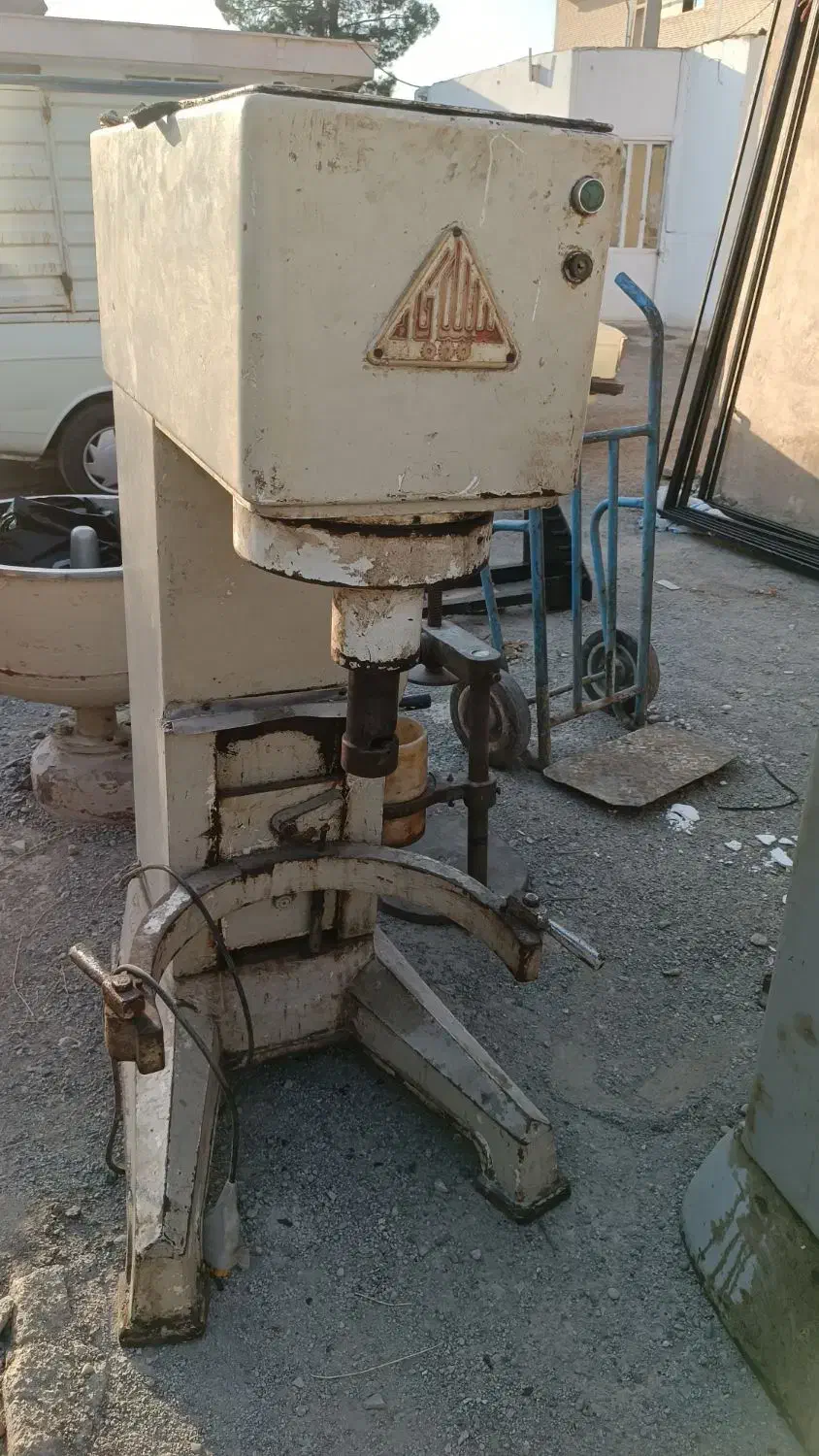 میکسر میکسر سپه کار سالم درحدبشرط|ماشینآلات صنعتی|ملارد, |دیوار