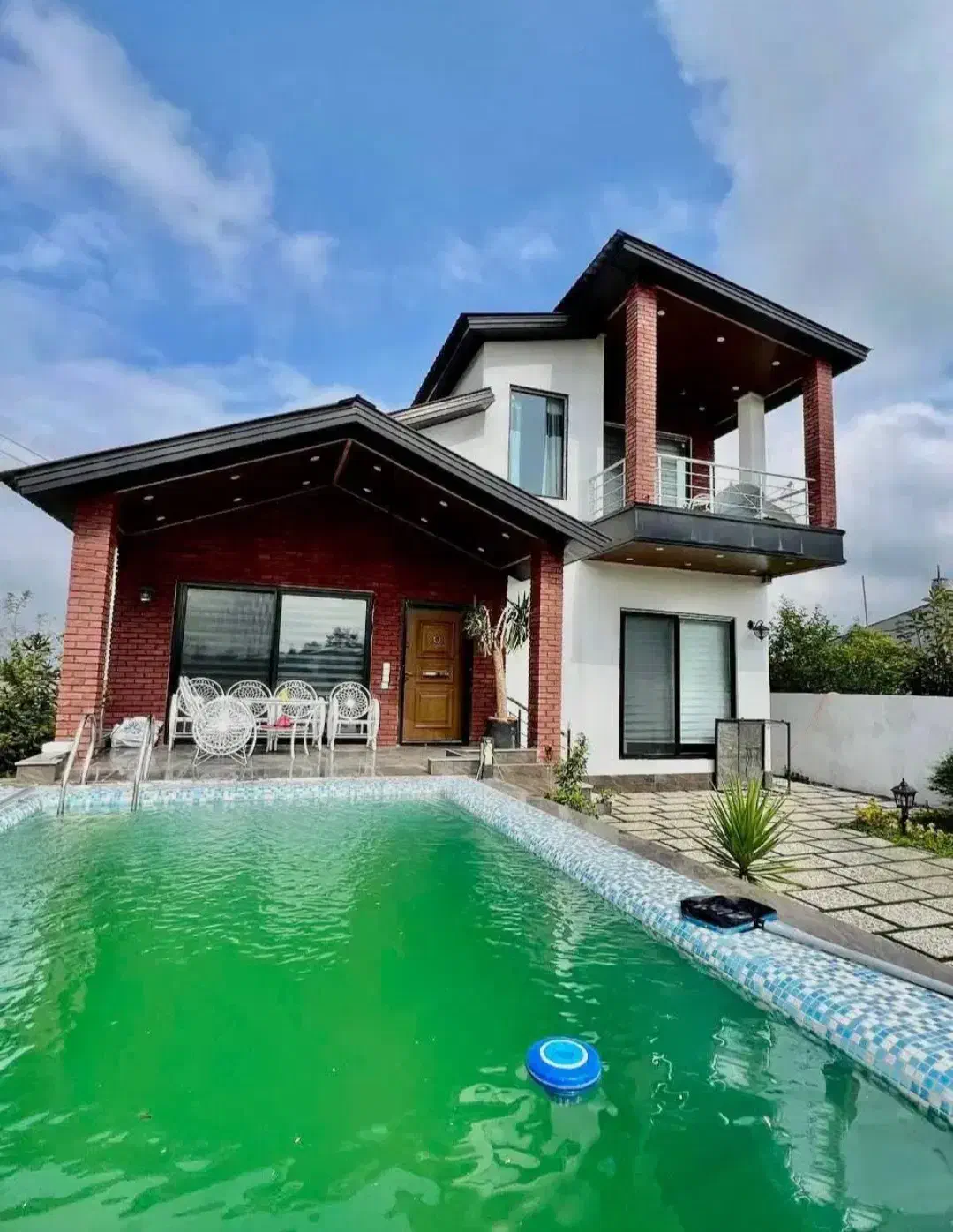 ویلا مدرن۳۰۰ متری/استخردار/سند تکبرگ|فروش خانه و ویلا|چمستان, |دیوار