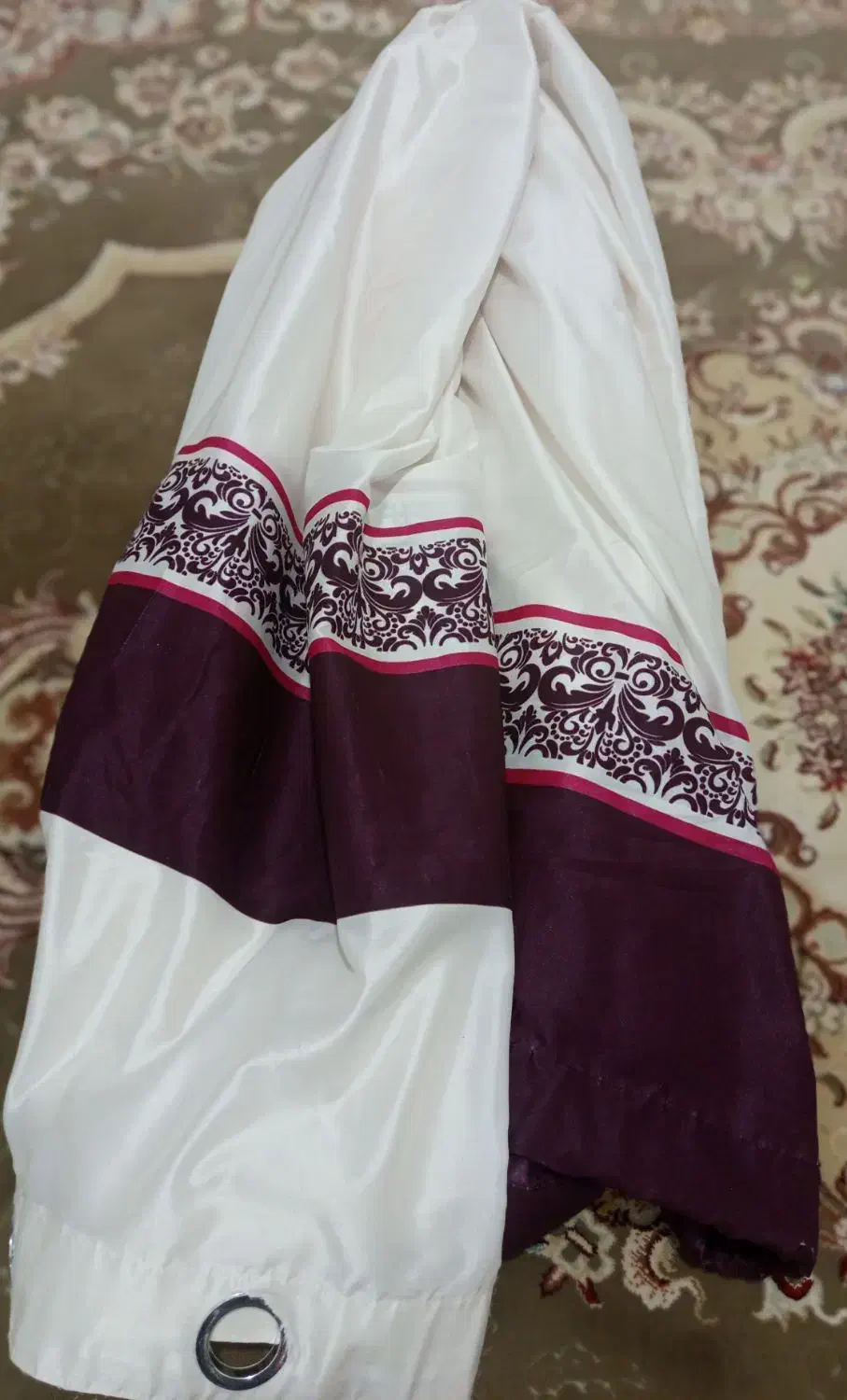 پرده|پرده، رانر، رومیزی|قروه, |دیوار