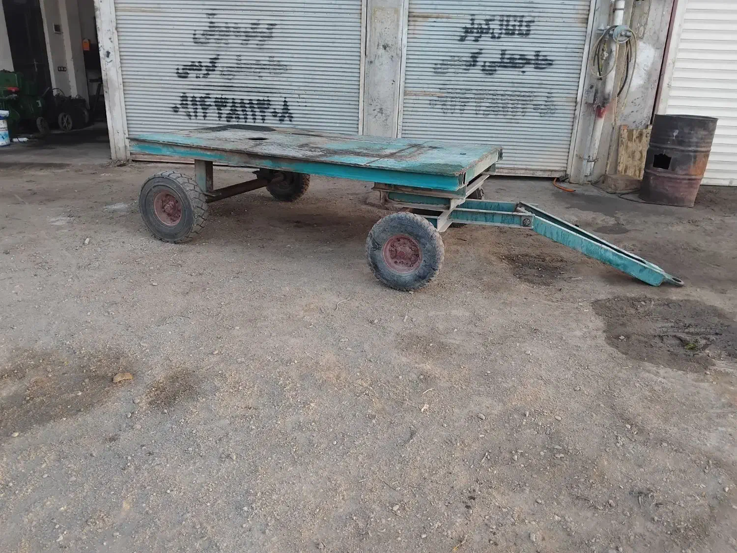 تریلی چهار چرخ تراکتور مناسب ژنراتور موتور برق|ماشینآلات صنعتی|میاندوآب, |دیوار