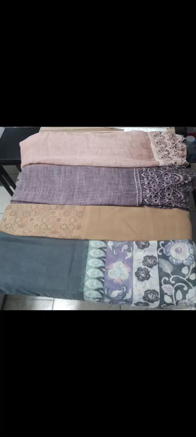 تعدادی شال وروسری، زیر قیمت|لباس|بابل, |دیوار