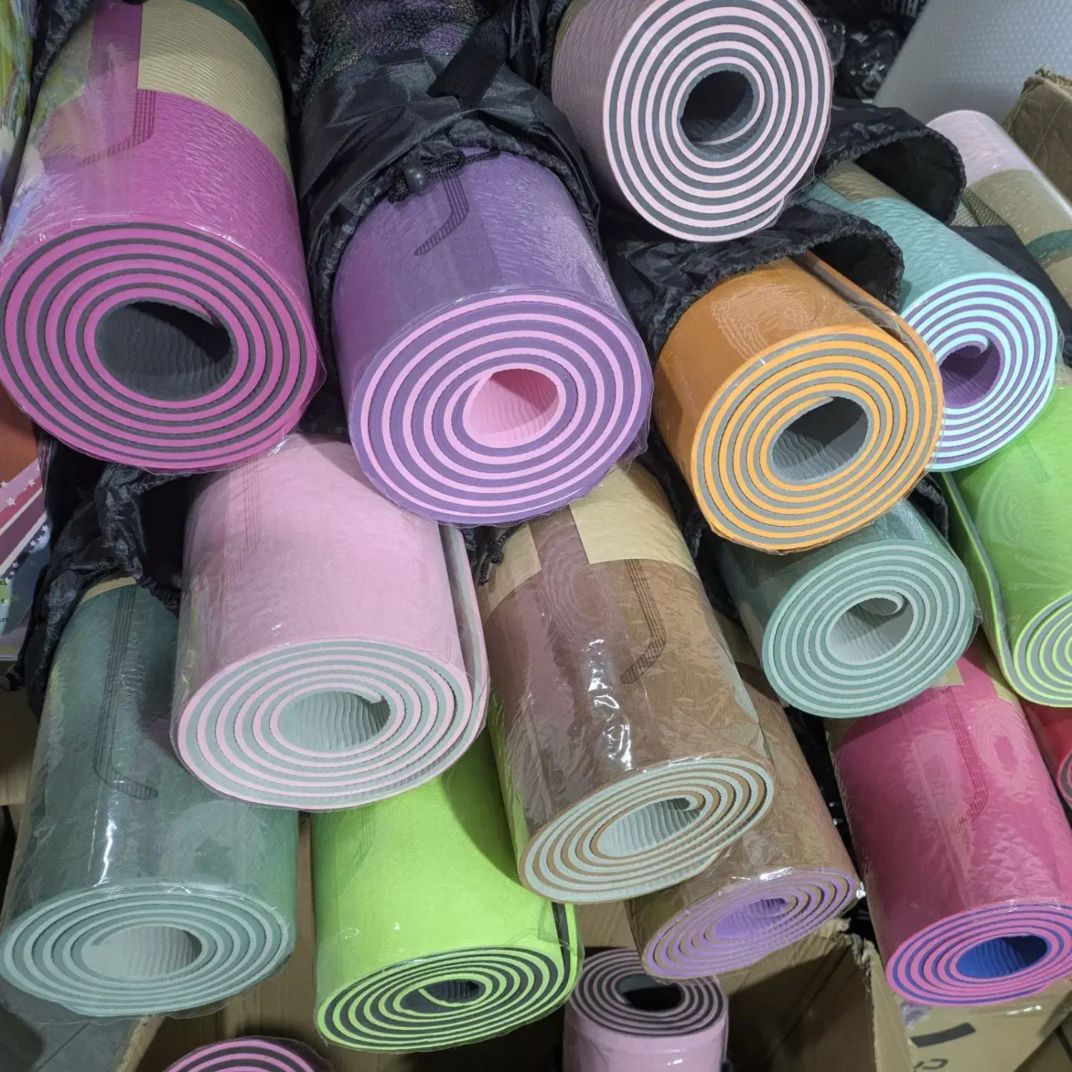 مت یوگا الکس ضخامت ۶ و ۸ میل الایمنت دار|تجهیزات ورزشی|اندیشه, اندیشه فاز ۵|دیوار