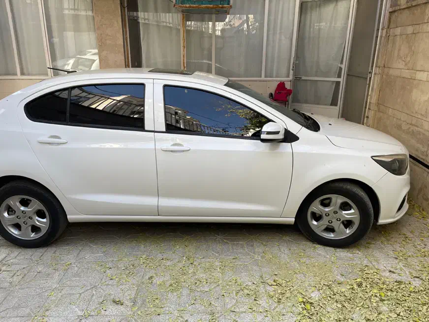 شاهین ۱۴۰۰|خودرو سواری و وانت|اراک, |دیوار