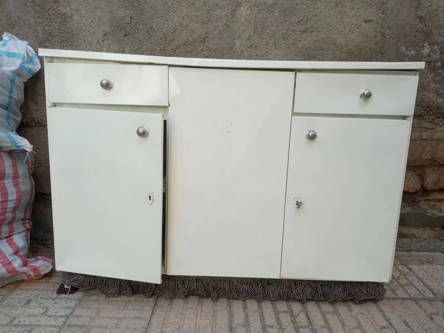 کابینت. آب چکان|آب‌چکان و نظم‌دهنده ظروف|سنندج, |دیوار