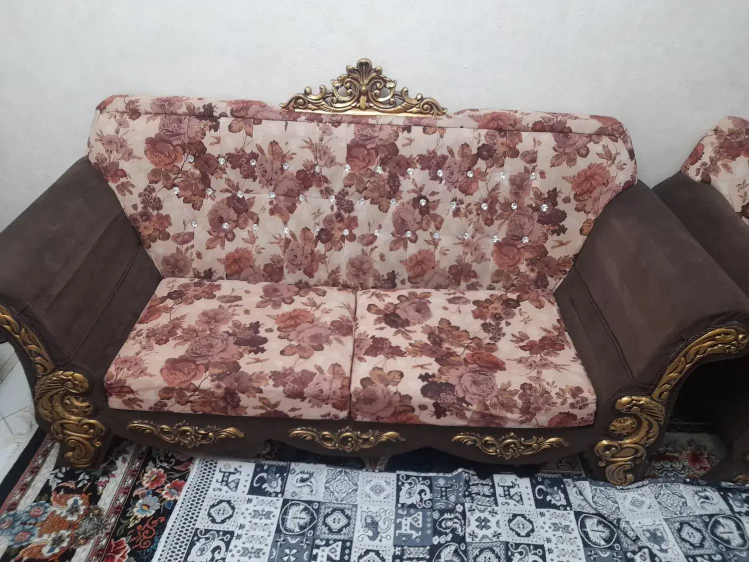 مبل ۷ نفره درحد نو|مبلمان خانگی و میز عسلی|محمدشهر, شهرک نگین|دیوار