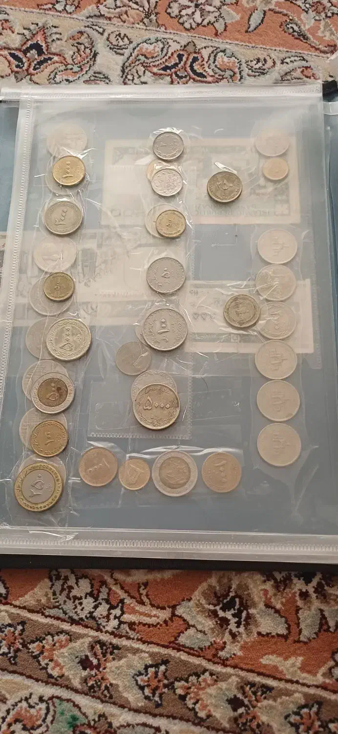 البوم کلکسیون پول|کلکسیون سکه، تمبر، اسکناس|فولادشهر, A3|دیوار