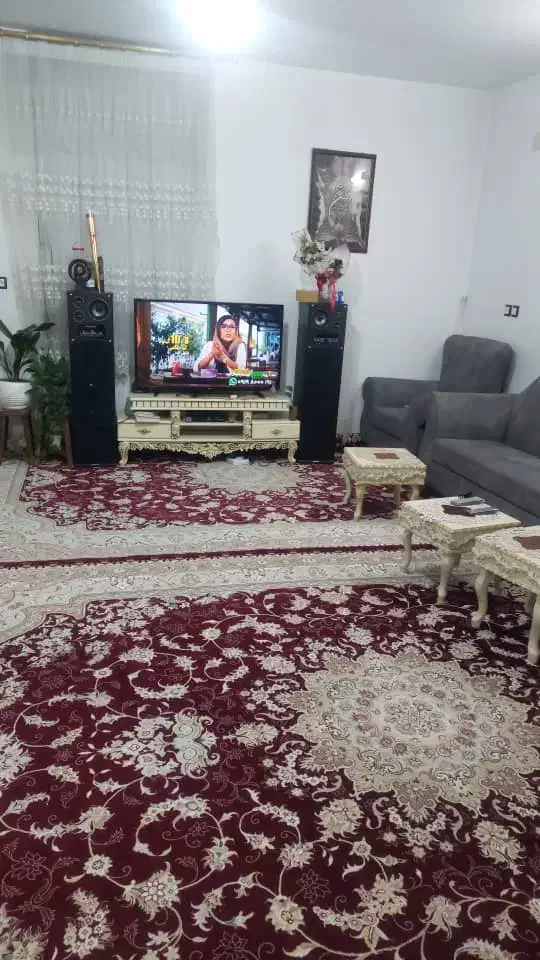 منزل دوطبقه همراه با سویت قیمت مفت|فروش خانه و ویلا|شیراز, شهدای شهرک سعدی|دیوار