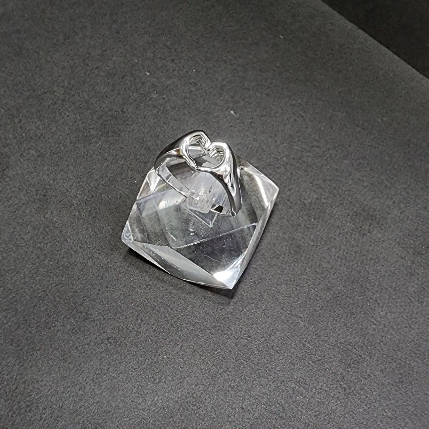 انگشتر نقره طرح قلب / روز زن / روز مادر|جواهرات|یزد, |دیوار