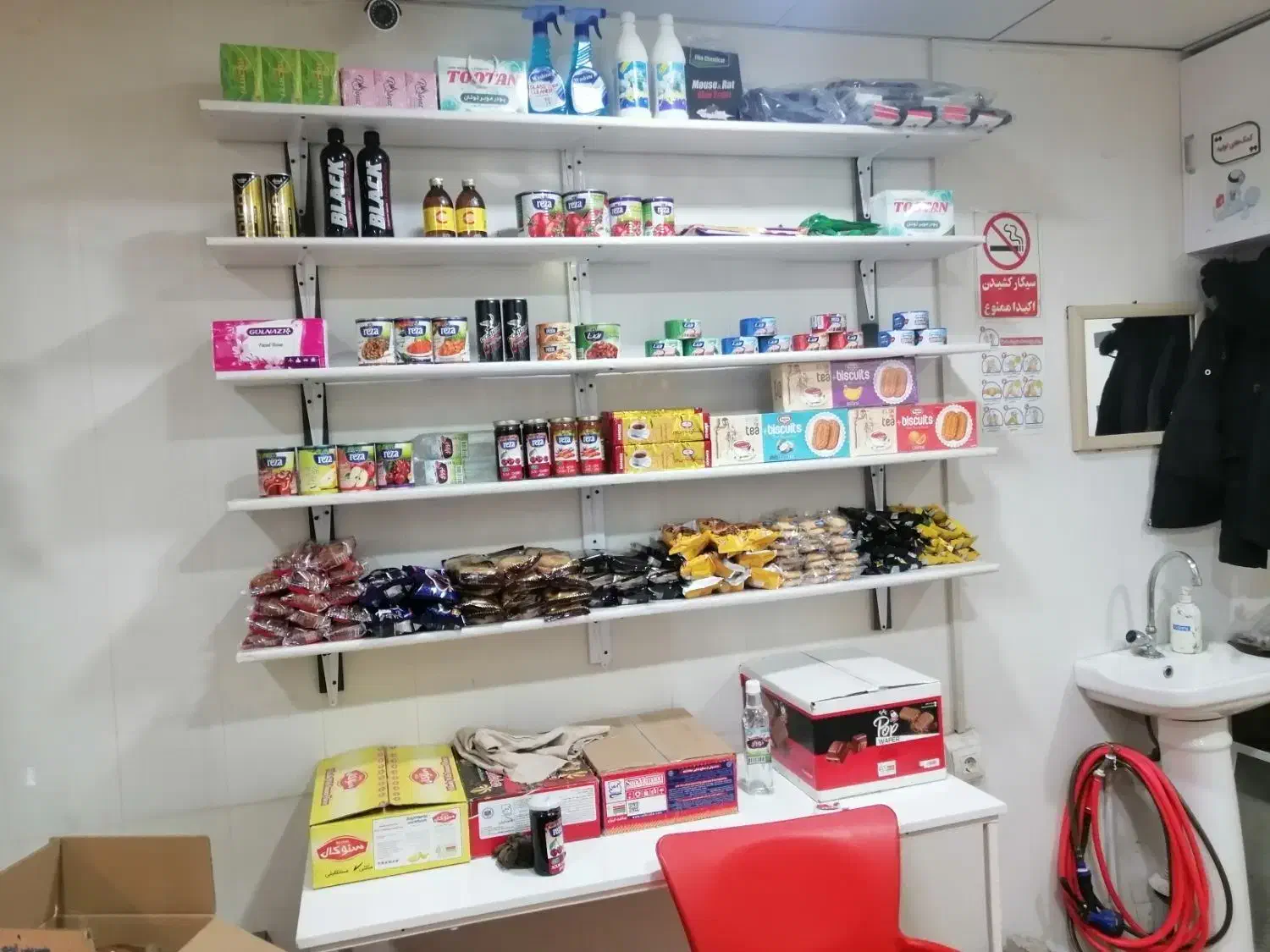 واگذاری مغازه در بهترین لوکیشن شهر قهوه مارکت|فروشگاه و مغازه|کاشمر, |دیوار