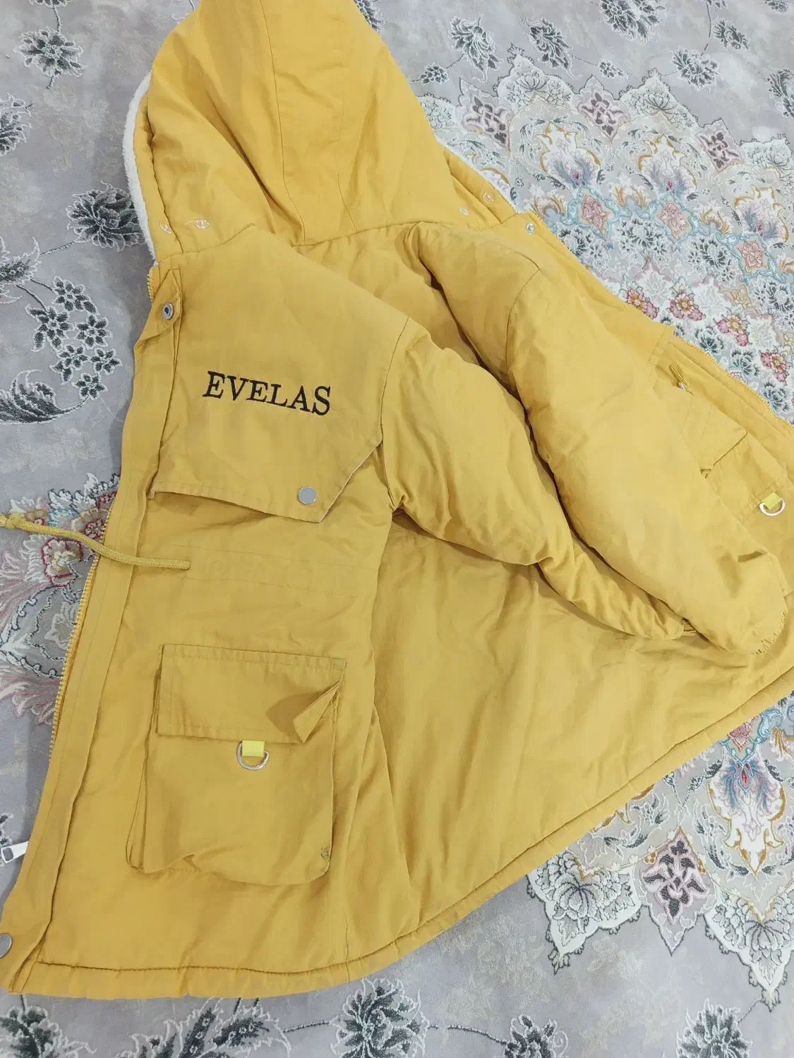 کاپشن پسرانه خارجی سایز 60 در حد نو و تمیز|لباس|خواف, |دیوار