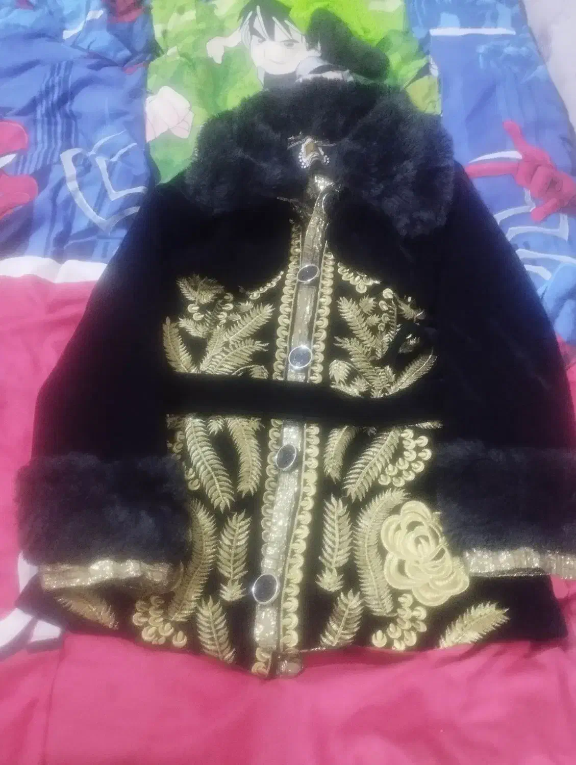 یک عدد کت ویک عدد پالتو کتی|لباس|سهند, |دیوار