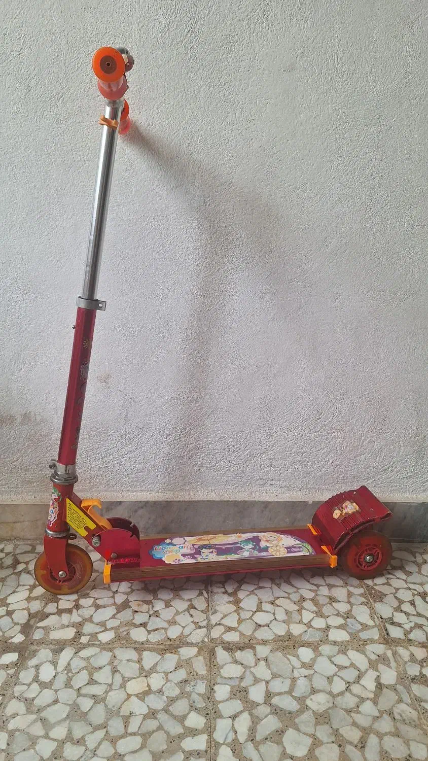 اسکوتر دخترانه|دوچرخه، اسکیت، اسکوتر|رشت, نخودچر|دیوار