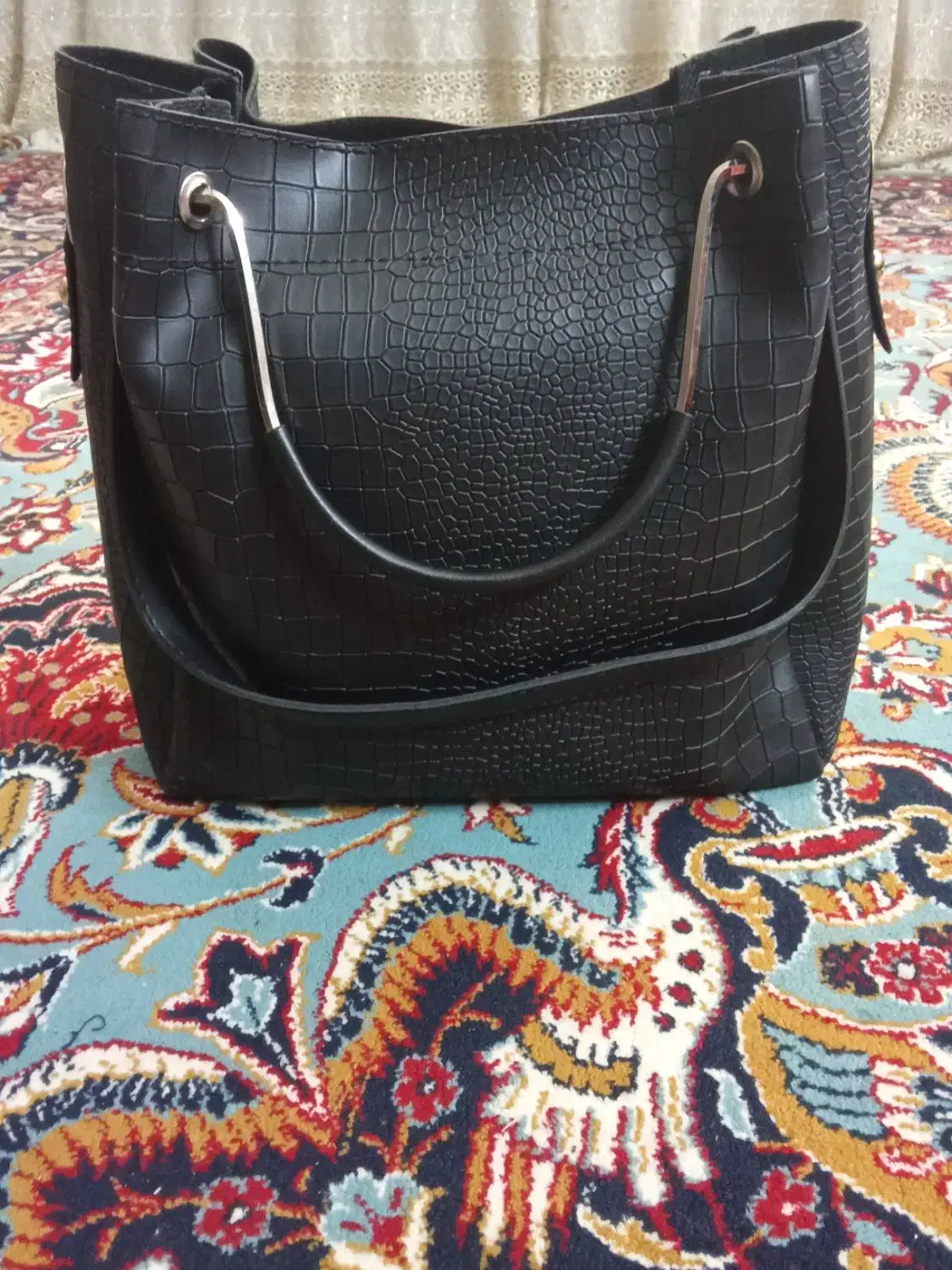 کیف|کیف، کفش، کمربند|مشهد, خاتم الانبیا|دیوار