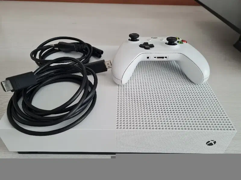 xbox one s ایکس باکس وان اس|کنسول، بازی ویدئویی و آنلاین|اردبیل, |دیوار