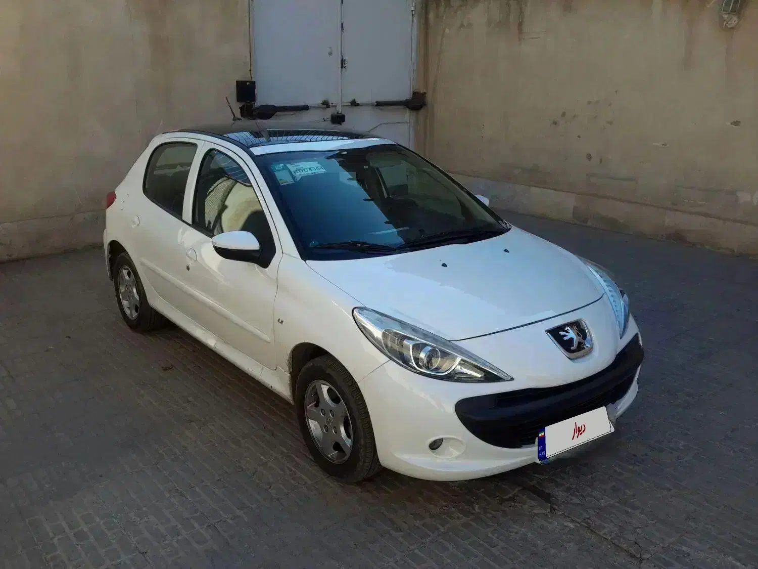 پژو 207 پانوراما دنده ای TU5 1403|خودرو سواری و وانت|اراک, |دیوار