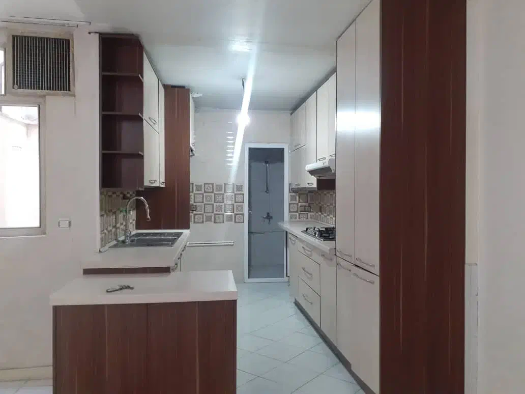 اپارتمان ۷۰ متری طبقه همکف تخلیه فول بازسازی